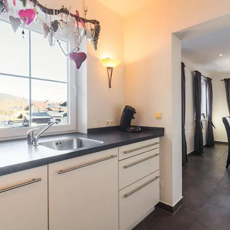Luxurious With Terrace In Tyrol بريكسن ام تاله